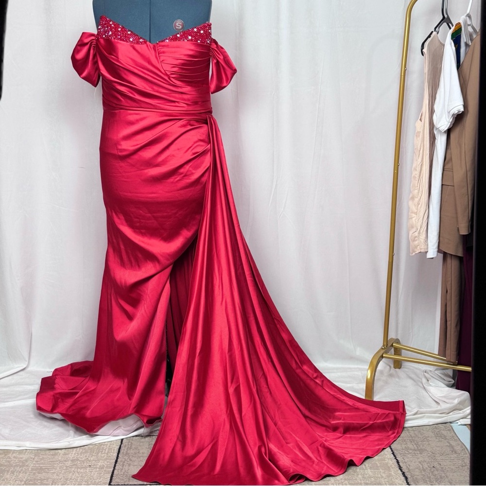 Red Ruched Off-Shoulder Prom Gown - Picture 4 of 16